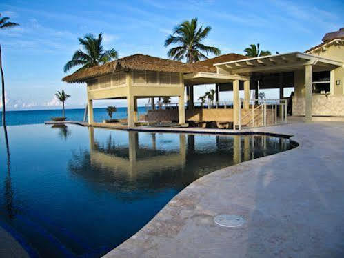 Sky Beach Club Governor's Harbour Exteriör bild